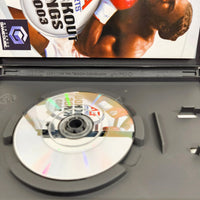 Knockout Kings 2003 - Nintendo GameCube - Game case with close up view of scratch free game disc surface