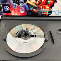Metroid Prime 2 Echoes Nintendo GameCube Like New CIB - GameCube Game case with close up view of scratch free game disc surface