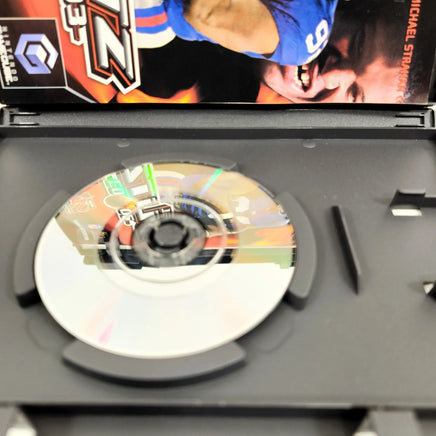 NFL Blitz 2003 - Nintendo GameCube - Game case with close up view of scratch free game disc surface