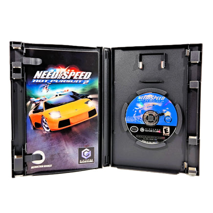 Need For Speed Hot Pursuit 2 Nintendo GameCube Very Good CIB - Interior View Showing Disc & Manual