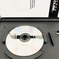Pokémon Colosseum - Nintendo GameCube - Game case with close up view of scratch free game disc surface