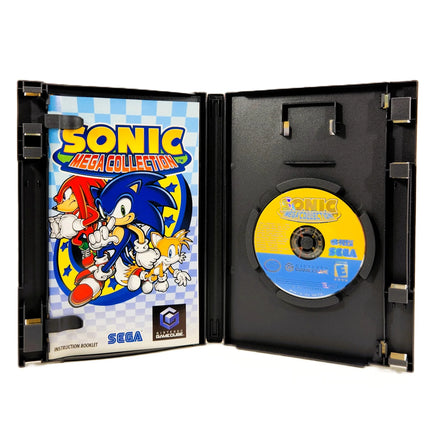 Sonic Mega Collection Players Choice Nintendo GameCube Like New CIB - Open Case Layout Of Retail Game Box