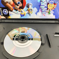 Super Mario Sunshine Players Choice Nintendo GameCube Very Good - Open game case with close up view of scratch free game disc surface