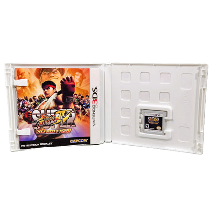 Super Street Fighter IV 3D Edition Slipcover Nintendo 3DS Good - CIB Case Inside View Showing Game And Instruction Booklet