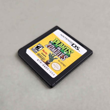 Plants vs. Zombies for Nintendo DS - cartridge front view, very good condition, loose