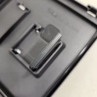 Pokémon Platinum Version for Nintendo DS - Nintendo DS cartridge authenticity detail showing rectangular top indent, very good condition