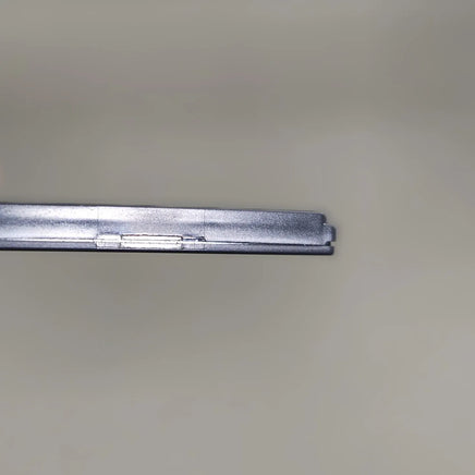 Pokémon Platinum Version for Nintendo DS - Close-up view of Nintendo DS cart top showing genuine molded indent, very good condition, loose
