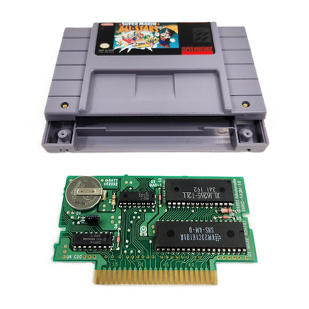 Super Mario All-stars Super Nintendo Good Loose - Open cartridge shell with view of authentic game circuit board with working save battery installed