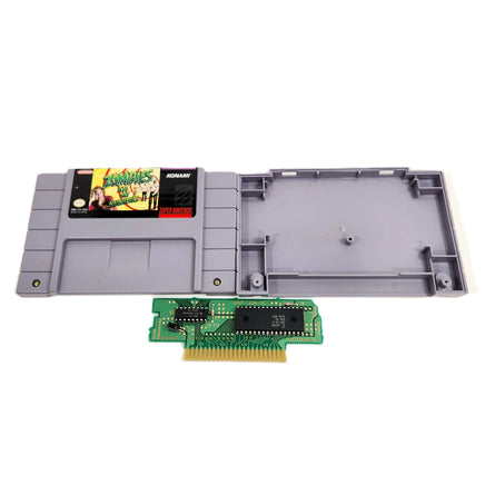 Zombies Ate My Neighbors Super Nintendo Very Good CIB - View of cartridge and genuine game circuit board