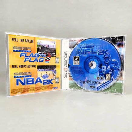 NFL 2K - Dreamcast - Interior layout showing disc placement, like new condition