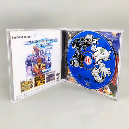 Sonic Adventure 2 - Sega Dreamcast - Interior layout showing disc placement, like new condition